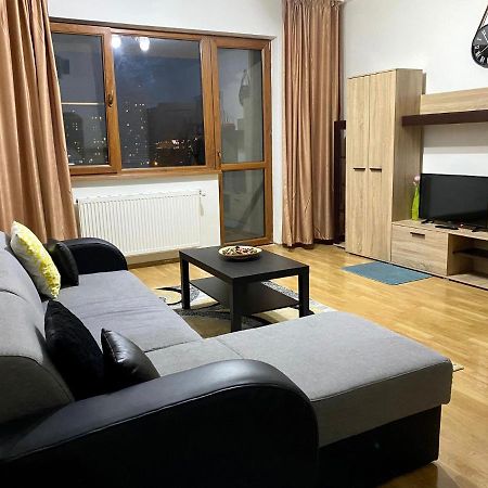 Sky Modern 1 Bedroom Apt W Free Parking Bucarest Exterior foto