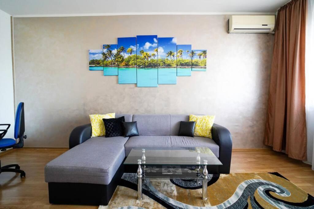 Sky Modern 1 Bedroom Apt W Free Parking Bucarest Exterior foto