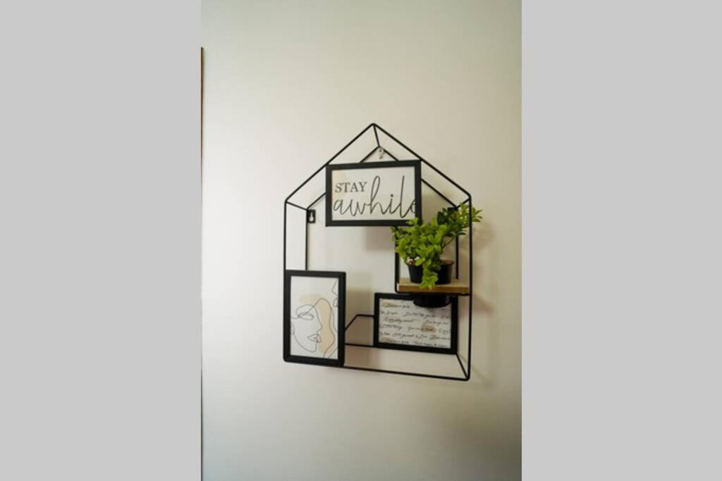 Sky Modern 1 Bedroom Apt W Free Parking Bucarest Exterior foto