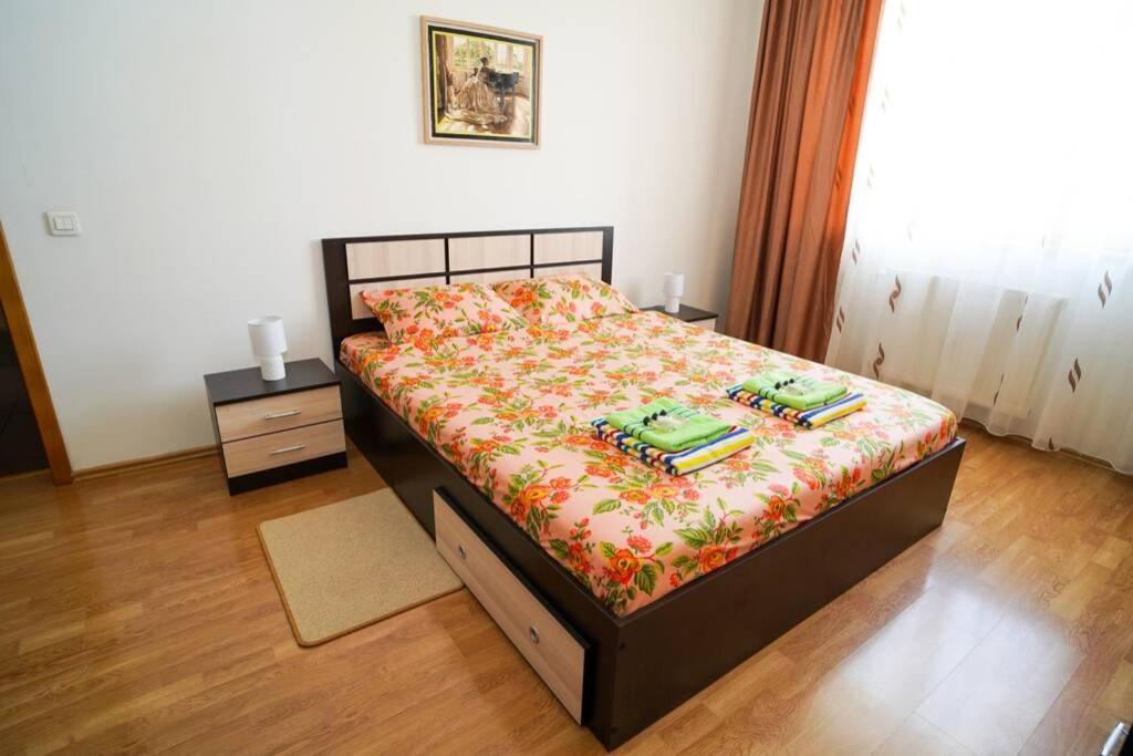 Sky Modern 1 Bedroom Apt W Free Parking Bucarest Exterior foto