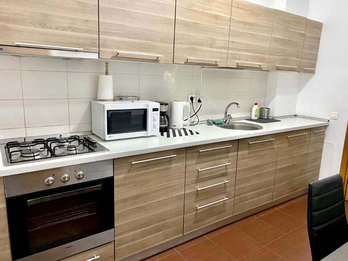 Sky Modern 1 Bedroom Apt W Free Parking Bucarest Exterior foto