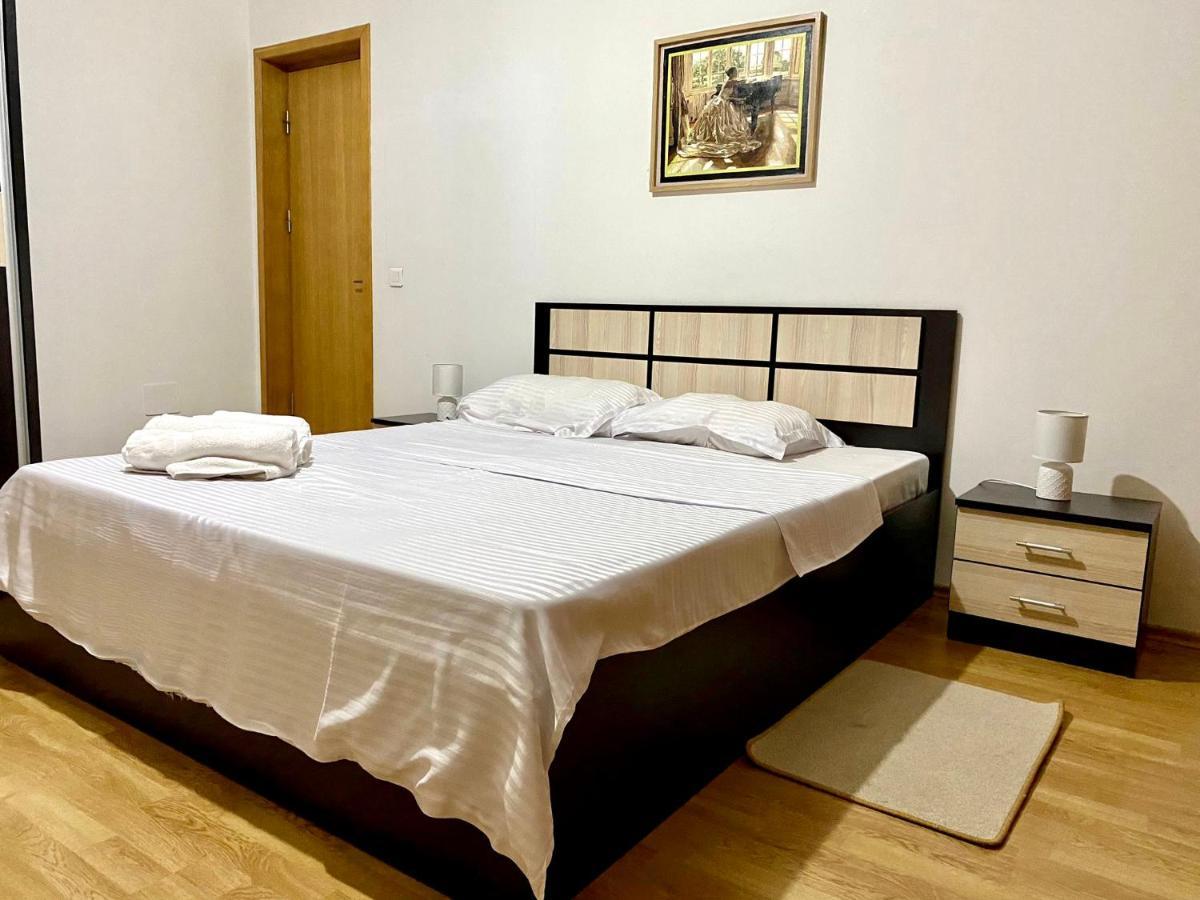 Sky Modern 1 Bedroom Apt W Free Parking Bucarest Exterior foto