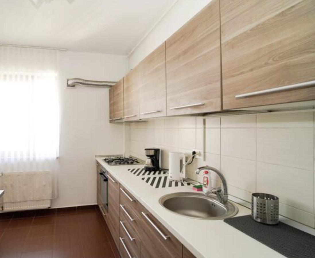Sky Modern 1 Bedroom Apt W Free Parking Bucarest Exterior foto